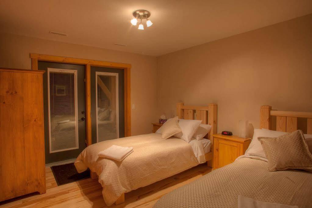 Mount 7 Lodges Golden Kültér fotó