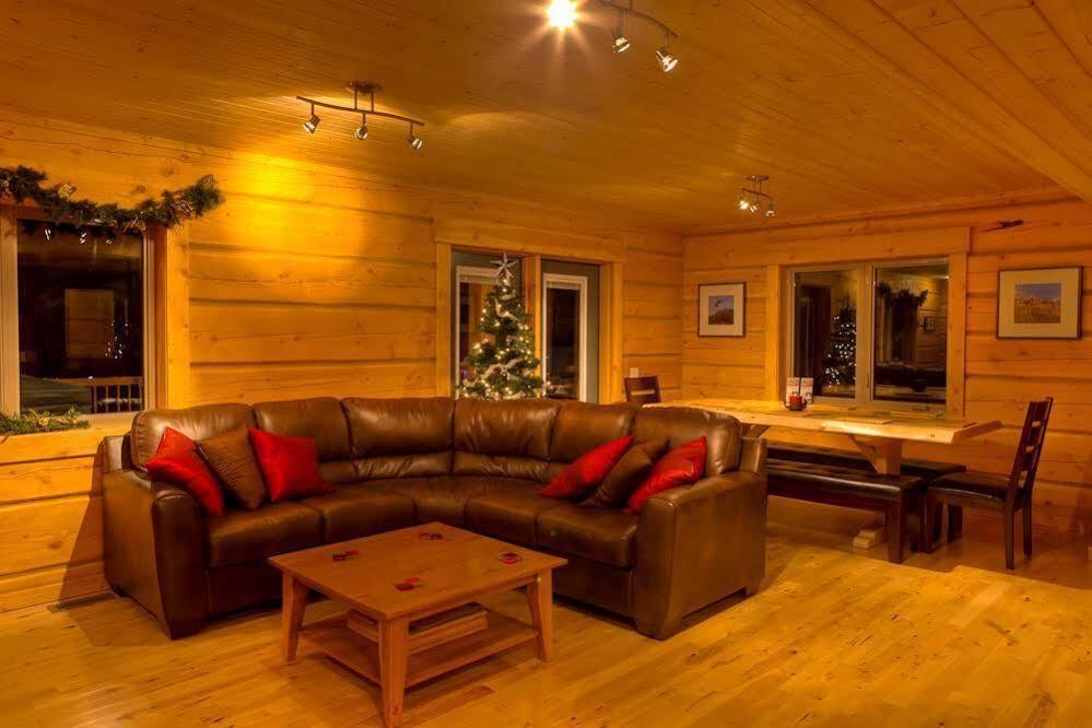 Mount 7 Lodges Golden Kültér fotó